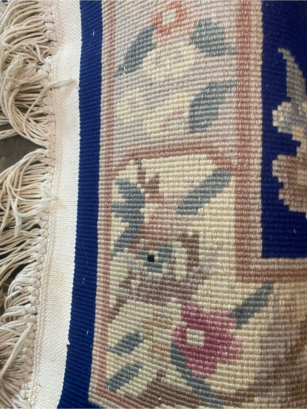 Hand-Knotted Chinese Wool Rug 3x2 - Picture 4 of 6